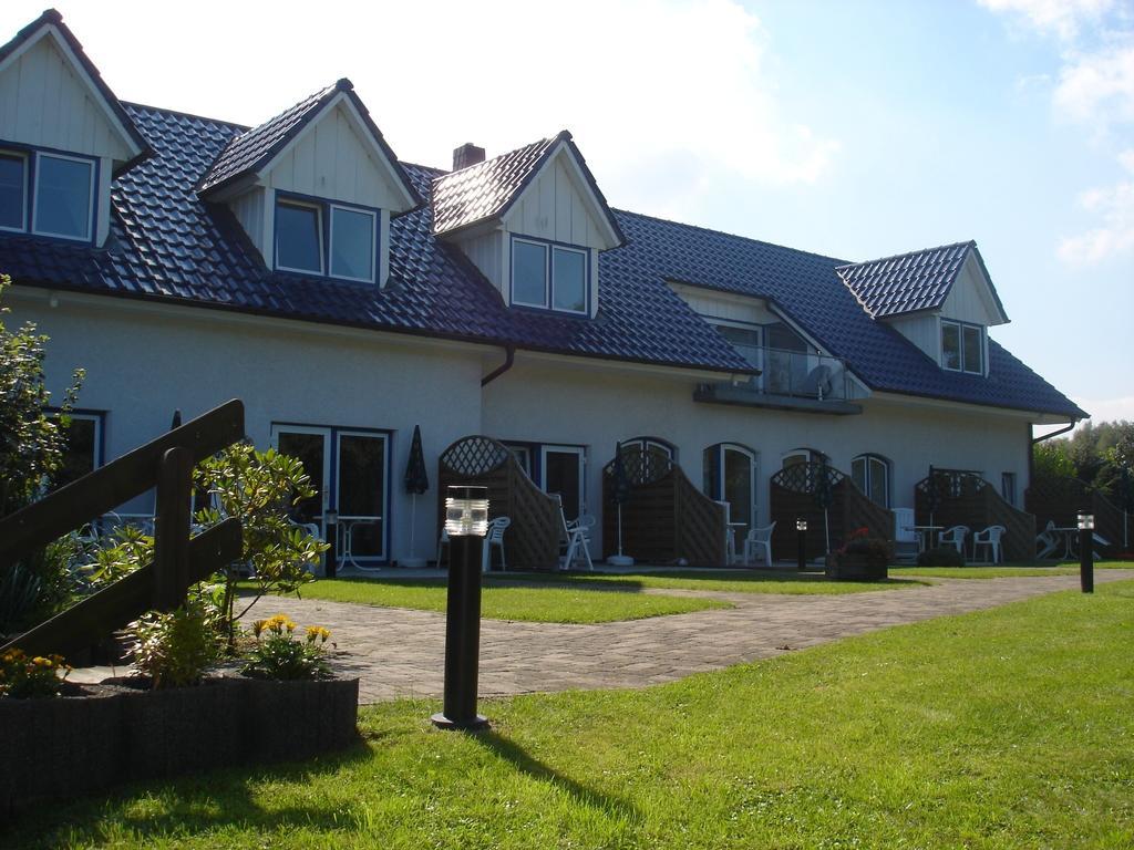Appartementanlage Zur Seemöwe Poel Exterior foto
